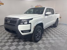 New 2025 Nissan Frontier SV w/ SV Convenience Package