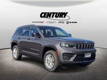 New 2025 Jeep Grand Cherokee Laredo X