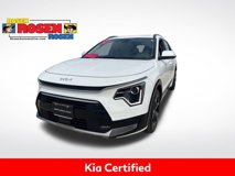 Certified 2024 Kia Niro EX Touring