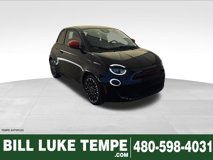 New 2024 FIAT 500 e (RED)