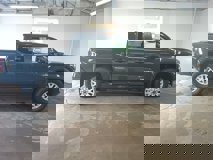 New 2025 Toyota Tacoma SR5