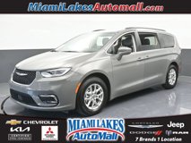 Used 2022 Chrysler Pacifica Touring-L