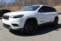 Certified 2023 Jeep Cherokee Altitude Lux