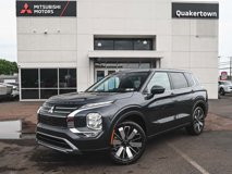 New 2025 Mitsubishi Outlander SE