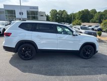 New 2025 Volkswagen Atlas SE