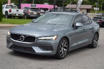 Used 2019 Volvo S60 T5 Momentum w/ Premium Package
