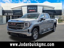 New 2025 GMC Sierra 1500 SLT