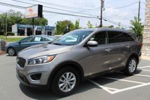 Used 2017 Kia Sorento LX w/ LX Convenience Package