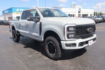 New 2025 Ford F250 Lariat w/ Lariat Ultimate Package