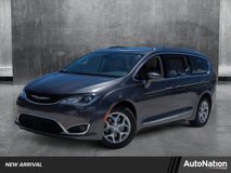 Used 2017 Chrysler Pacifica Touring-L Plus w/ Advanced Safetytec Group