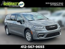 New 2025 Chrysler Pacifica Select