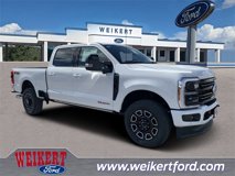 New 2025 Ford F350 Platinum w/ FX4 Off-Road Package