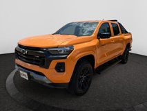 New 2025 Chevrolet Colorado Z71 w/ Midnight Edition