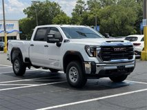New 2025 GMC Sierra 2500 Pro w/ Convenience Package