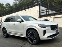 New 2026 Volvo XC90 B6 Plus w/ Protection Package Premier