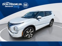 New 2025 Mitsubishi Outlander SE
