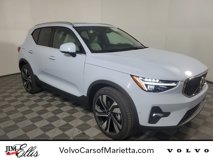 New 2025 Volvo XC40 B5 Ultra