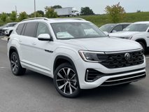 New 2025 Volkswagen Atlas SEL Premium R-Line