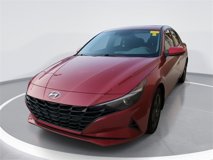 Used 2022 Hyundai Elantra SEL w/ Preferred Accessory Package