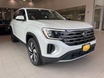 New 2025 Volkswagen Atlas SEL