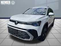 New 2025 Volkswagen Taos SE