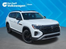 New 2025 Volkswagen Atlas Peak Edition SE