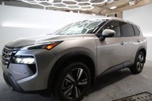 New 2025 Nissan Rogue SL