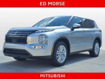 New 2025 Mitsubishi Outlander ES