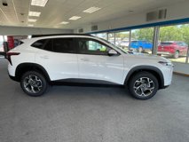 New 2025 Chevrolet Trax LT w/ LT Convenience Package