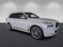 New 2026 BMW X7 xDrive40i w/ Premium Package