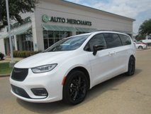 Used 2025 Chrysler Pacifica Limited