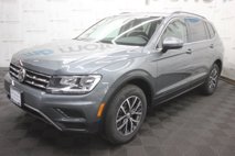 Used 2019 Volkswagen Tiguan SE w/ Panoramic Sunroof Package