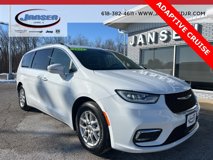 Used 2022 Chrysler Pacifica Touring-L