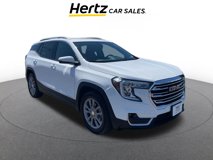 Used 2024 GMC Terrain SLT