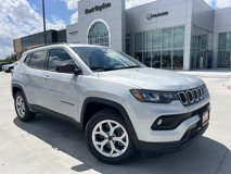 New 2025 Jeep Compass Latitude