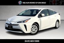Used 2021 Toyota Prius LE