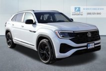 New 2025 Volkswagen Atlas Cross Sport SEL R-Line