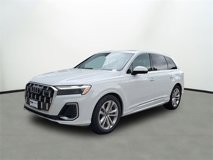 New 2025 Audi Q7 3.0T Premium Plus