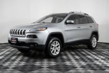 Used 2018 Jeep Cherokee Latitude Plus w/ Cold Weather Group