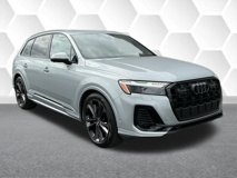 New 2025 Audi Q7 3.0T Prestige