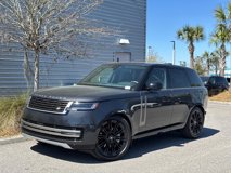 New 2025 Land Rover Range Rover SE