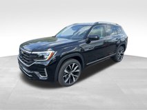 New 2025 Volkswagen Atlas SEL Premium R-Line