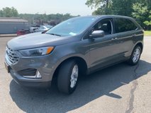 Used 2022 Ford Edge SEL w/ Convenience Package
