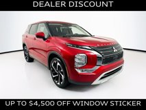 New 2024 Mitsubishi Outlander SE