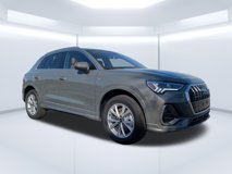 New 2025 Audi Q3 2.0T Premium Plus