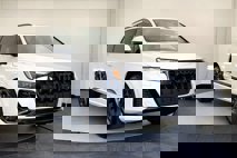 New 2025 Audi Q7 3.0T Prestige