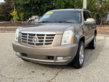 Used 2007 Cadillac Escalade AWD w/ Climate Package