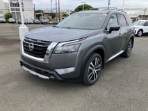 New 2025 Nissan Pathfinder Platinum w/ Cargo Package
