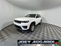 New 2025 Jeep Grand Cherokee Laredo w/ Luxury Tech Group I