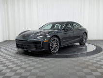 New 2025 Porsche Panamera 4